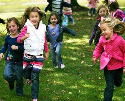 مزایای بازی در فضای باز برای رشد کودک چیست؟
